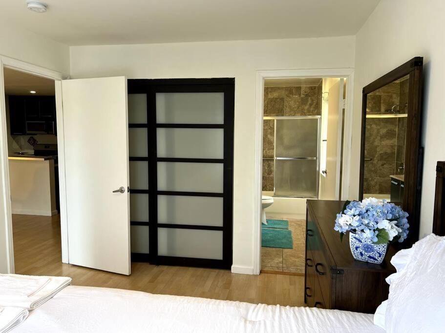 Apartment Spacious 2 Master Bedroom In Canoga Park Los Angeles